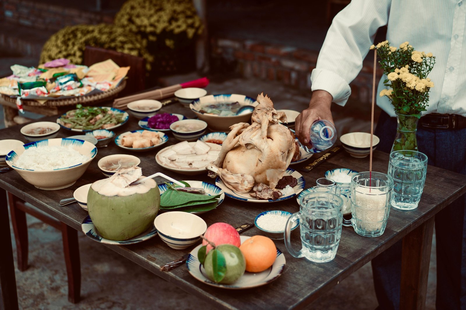 The Perfect Dining Set for Your Family